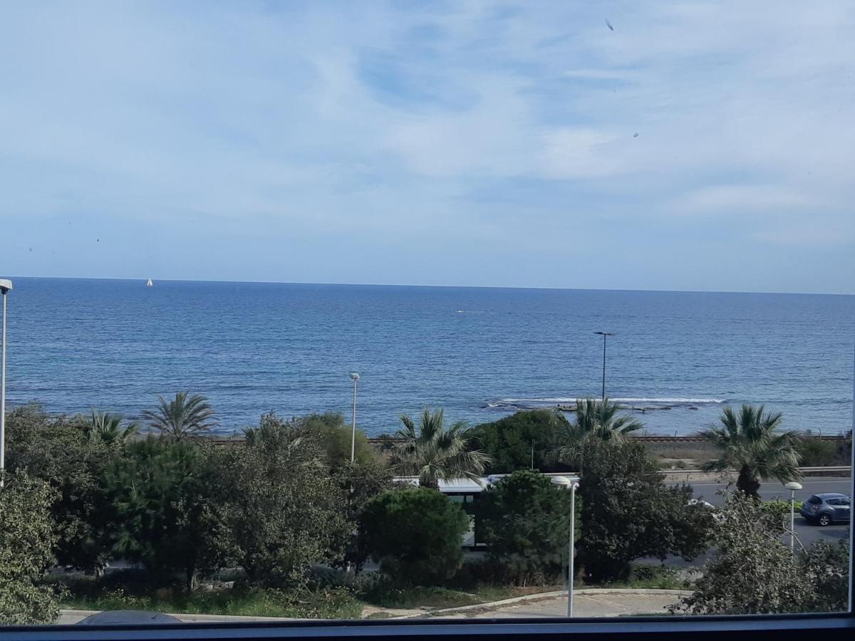 Ibis Hotel Alicante Exterior photo