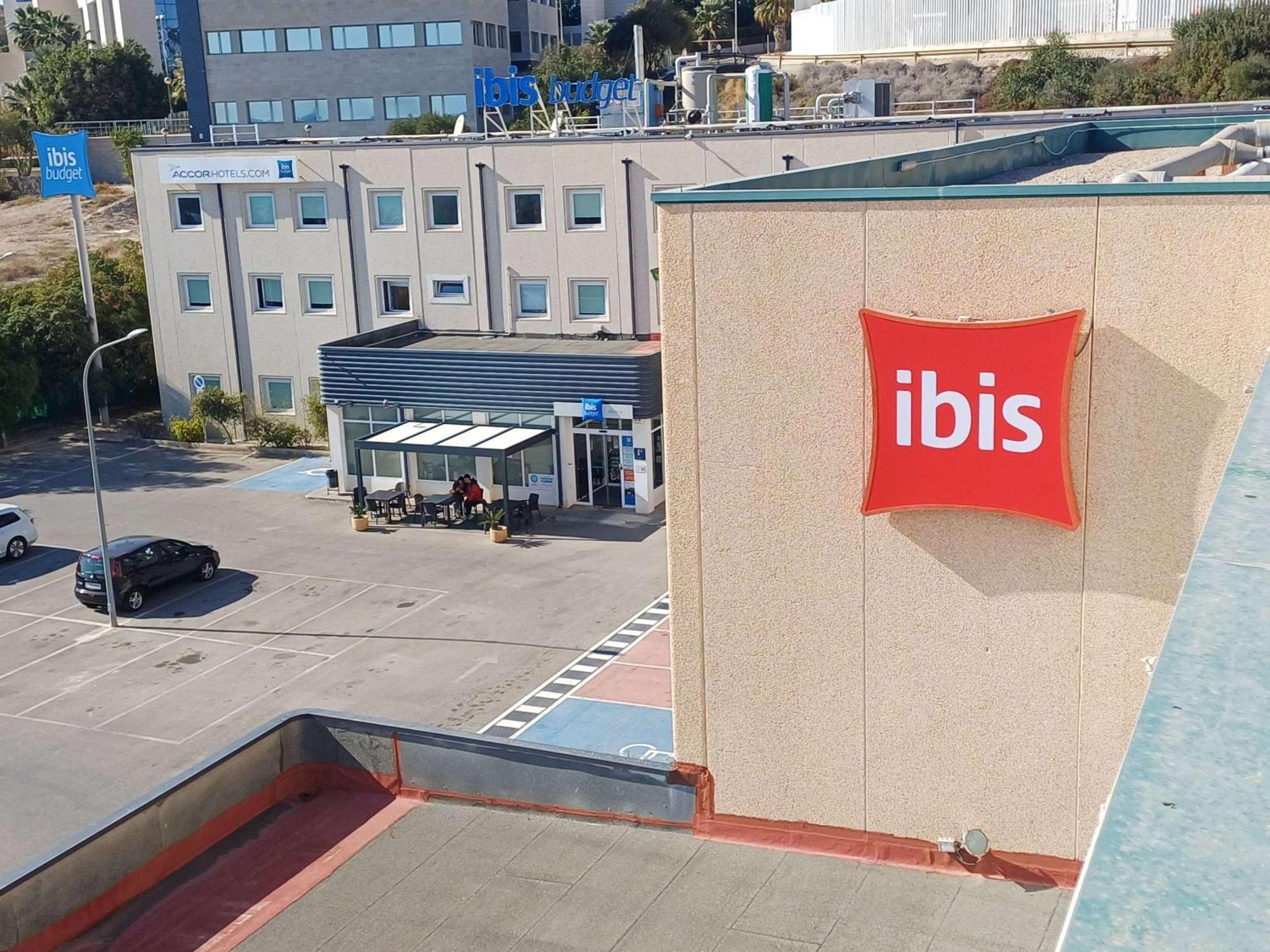 Ibis Hotel Alicante Exterior photo